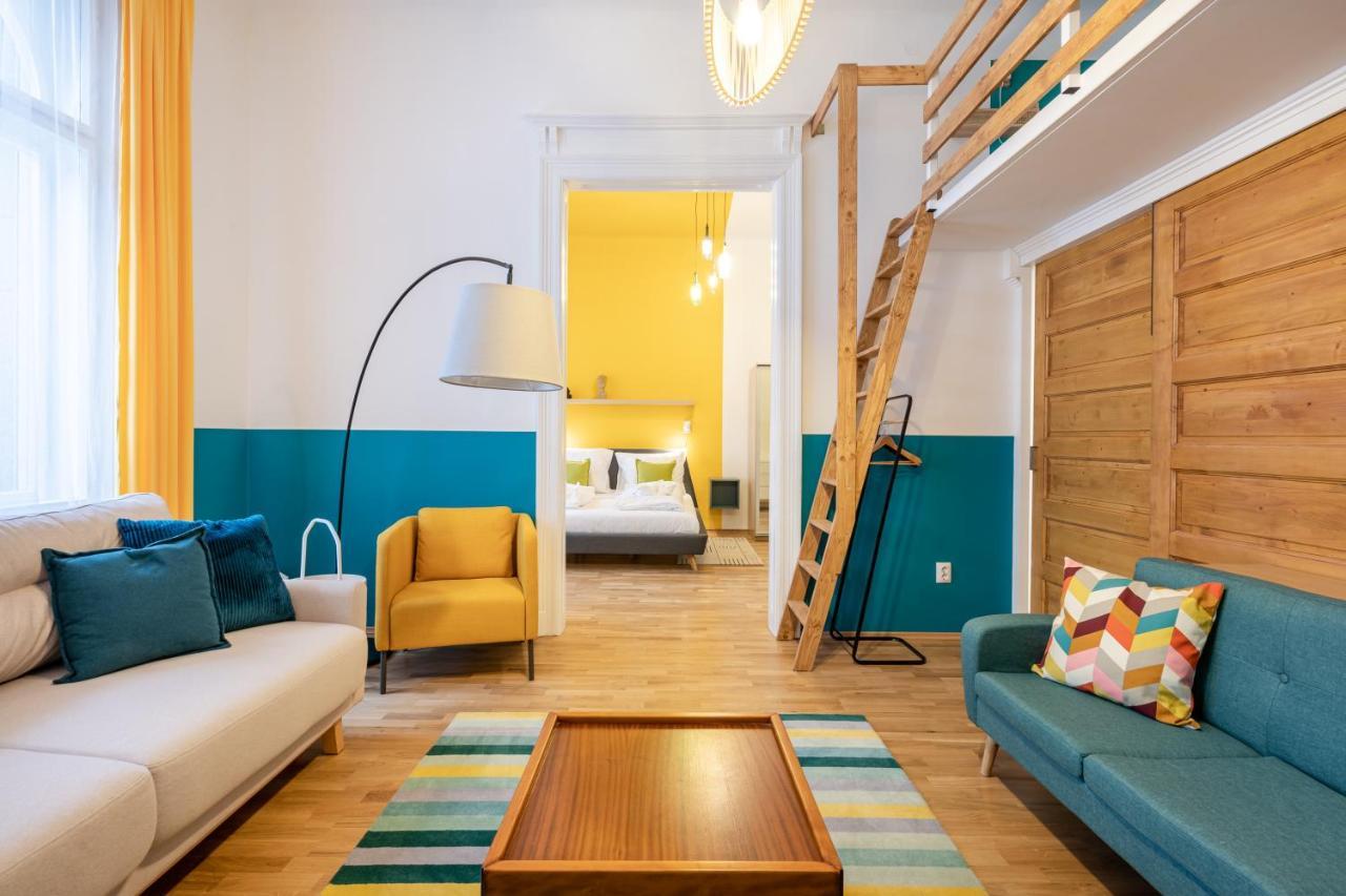 Live Star Apartment Budapest Eksteriør billede